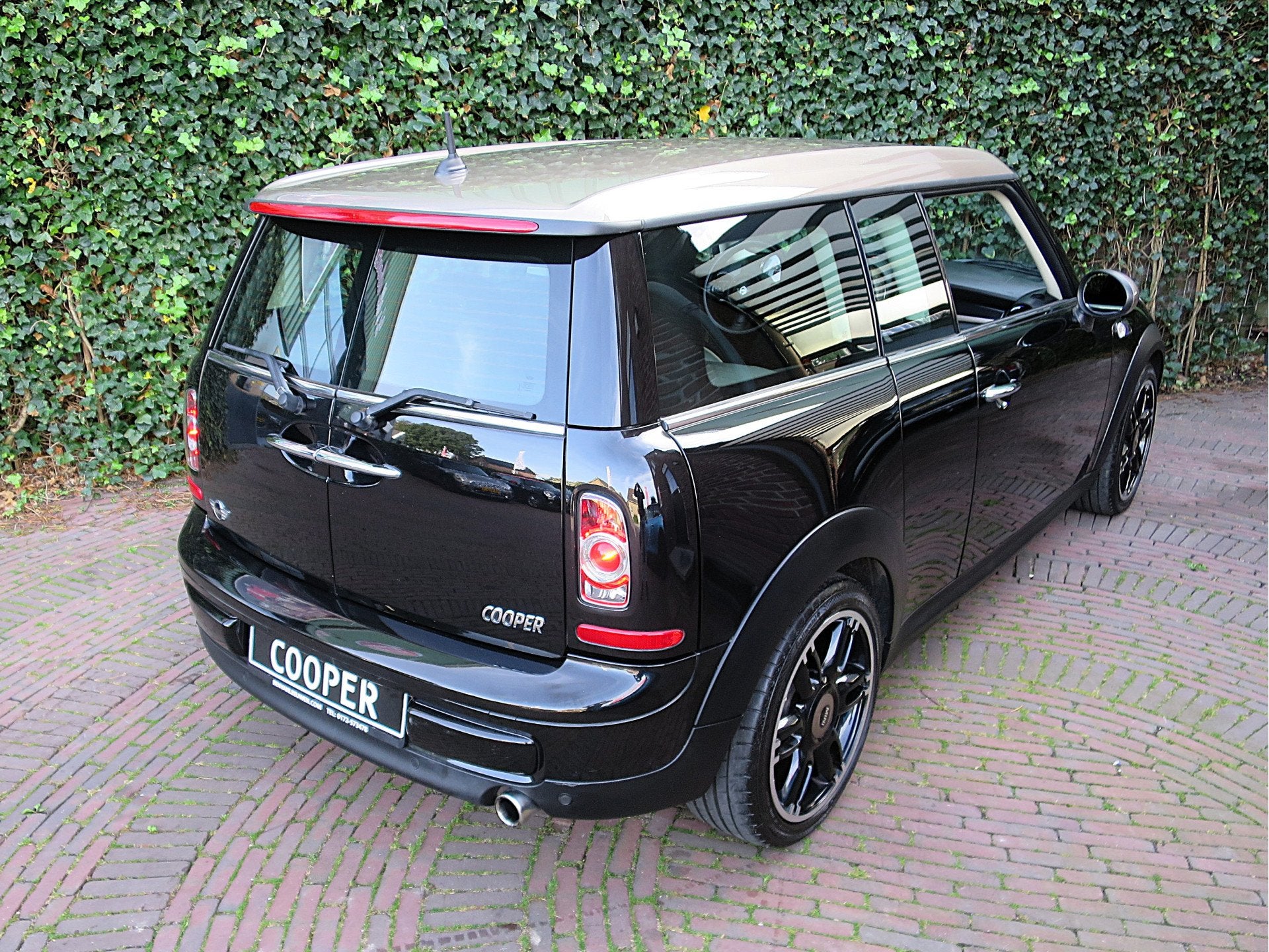 MINI Clubman 1.6 Cooper BondStreet R55 LCI met Leder, Clima,, Auto's, Gebruikt, 4 cilinders, Met garantie (alle), 4 stoelen