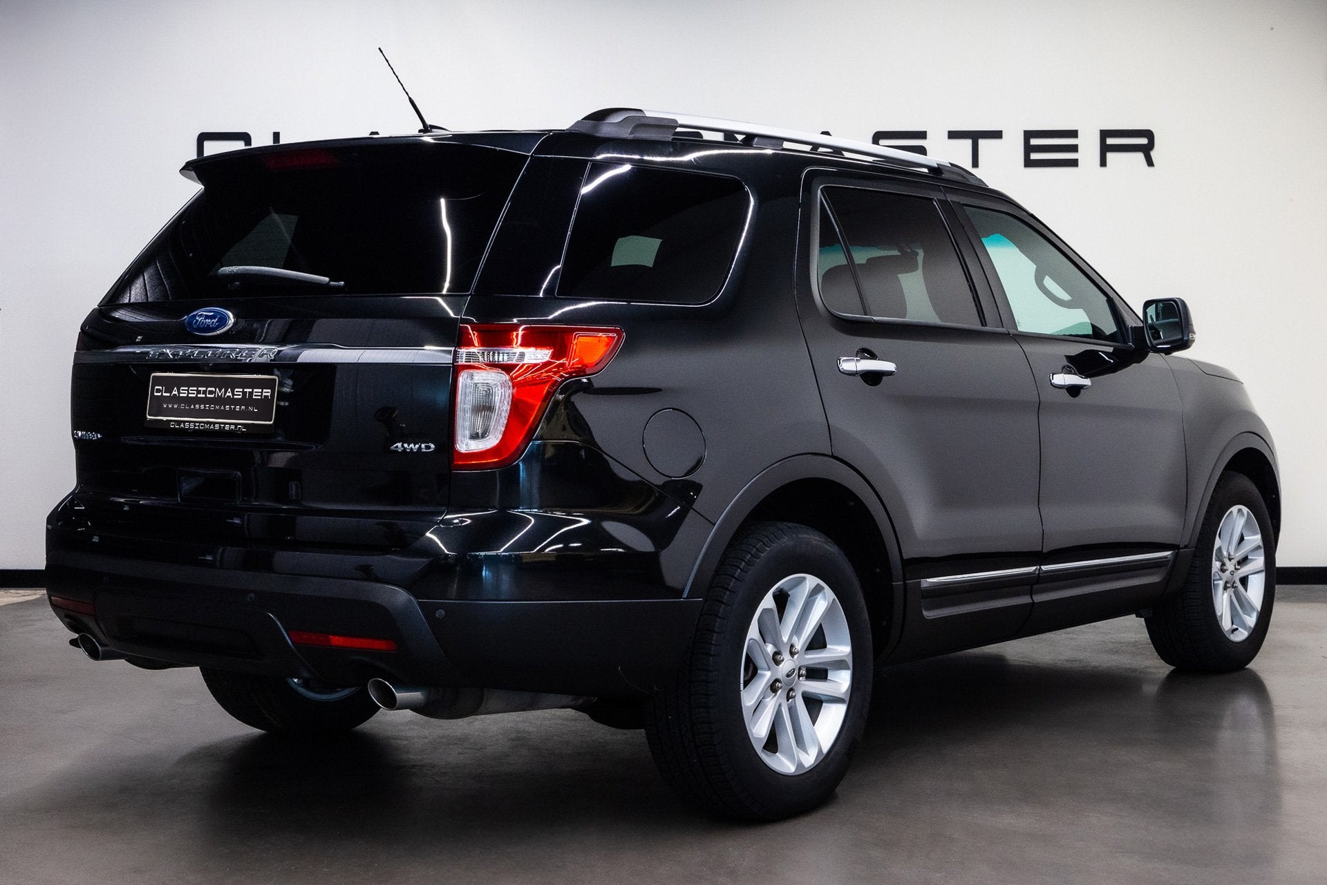 Ford EXPLORER Limited 7 Persoonsuitvoering 7 Persoonsuitvoer, Automaat, Gebruikt, Zwart, 3500 cc