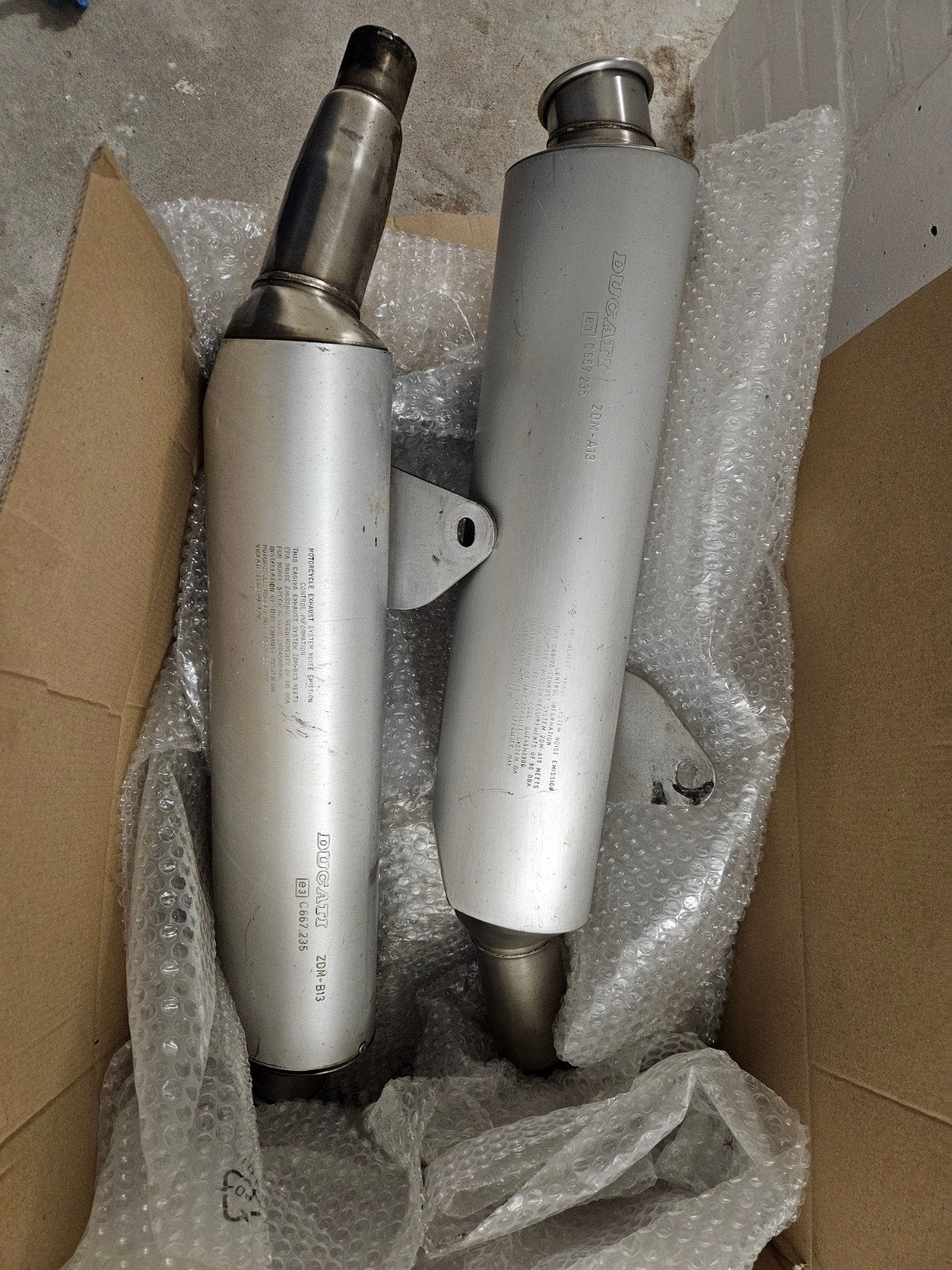 Originele uitlaten einddempers ducati monster m600 1996, Motoren, Ophalen of Verzenden