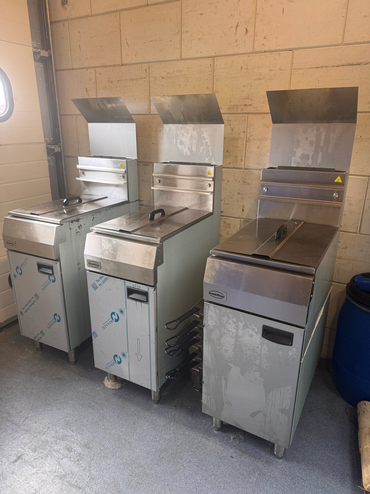 CombiSteel Gasfriteuses (3 stuks) - Horeca Keukenapparatuur, Ophalen, Gebruikt, Fornuis, Frituur en Grillen