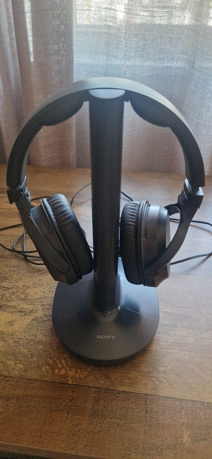 Sony MDR-RF811RK Draadloze Hoofdtelefoon met Oplaadstation, Ophalen, Gebruikt, Zwart, Draadloos