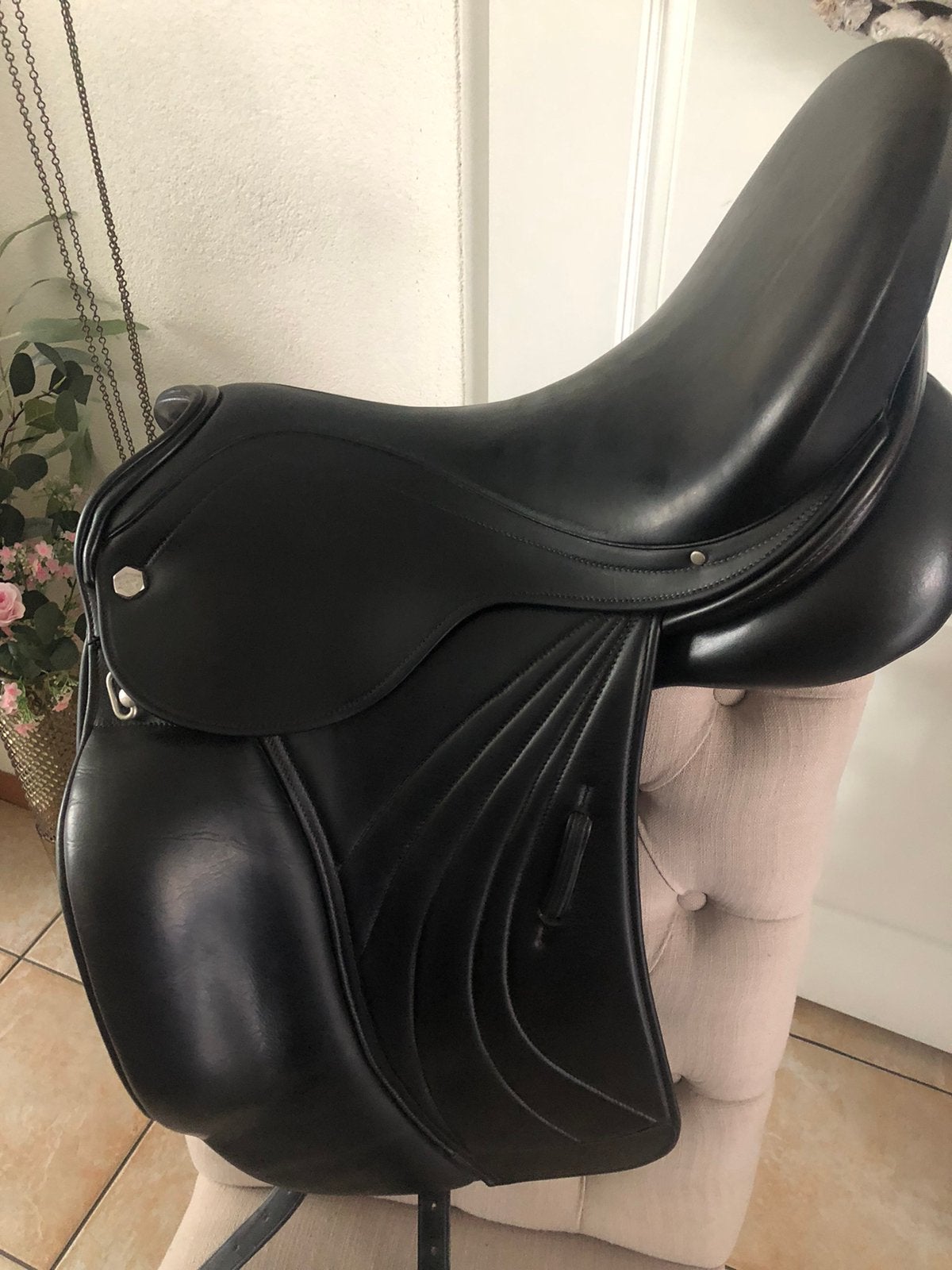 Aangeboden super mooi Albion zadel, Ophalen, Dressuur, Overige merken, M (17 inch)