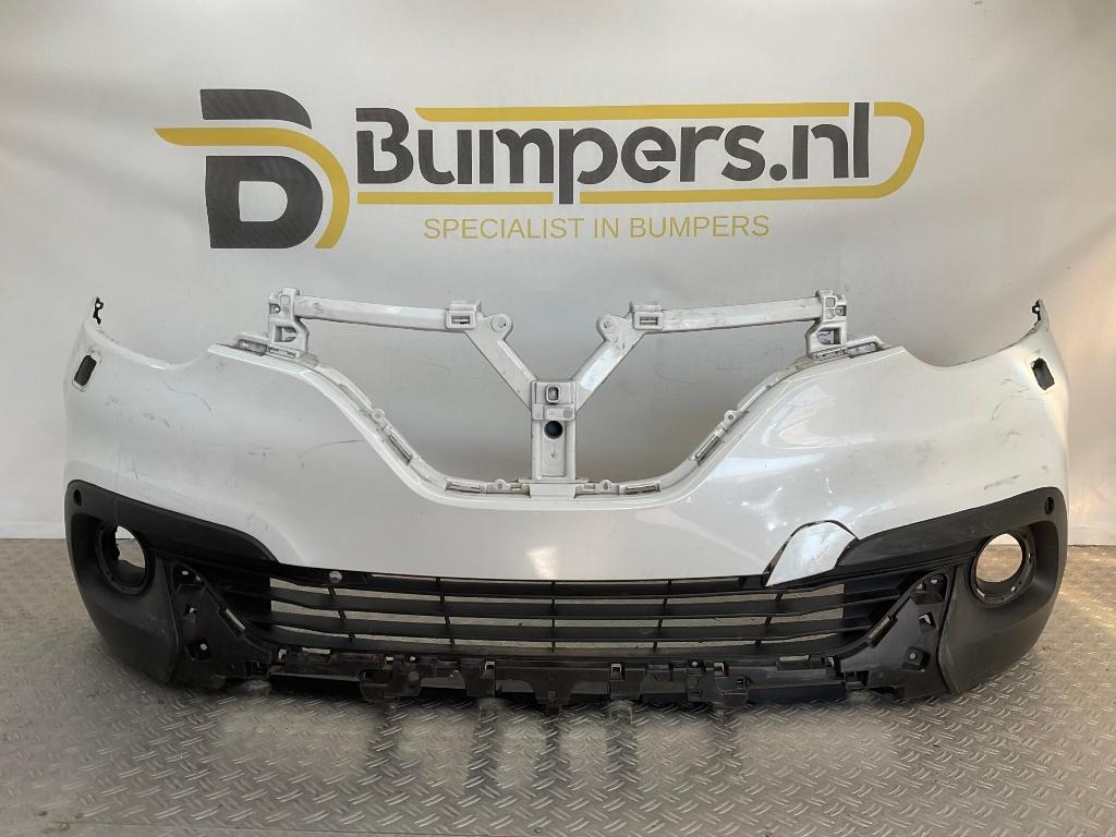 BUMPER Renault Master 3 Austral Kadjar Trafic 3  Voorbumper, Ophalen, Bumpers.nl, Info@Bumpers.nl, Bumpers.nl