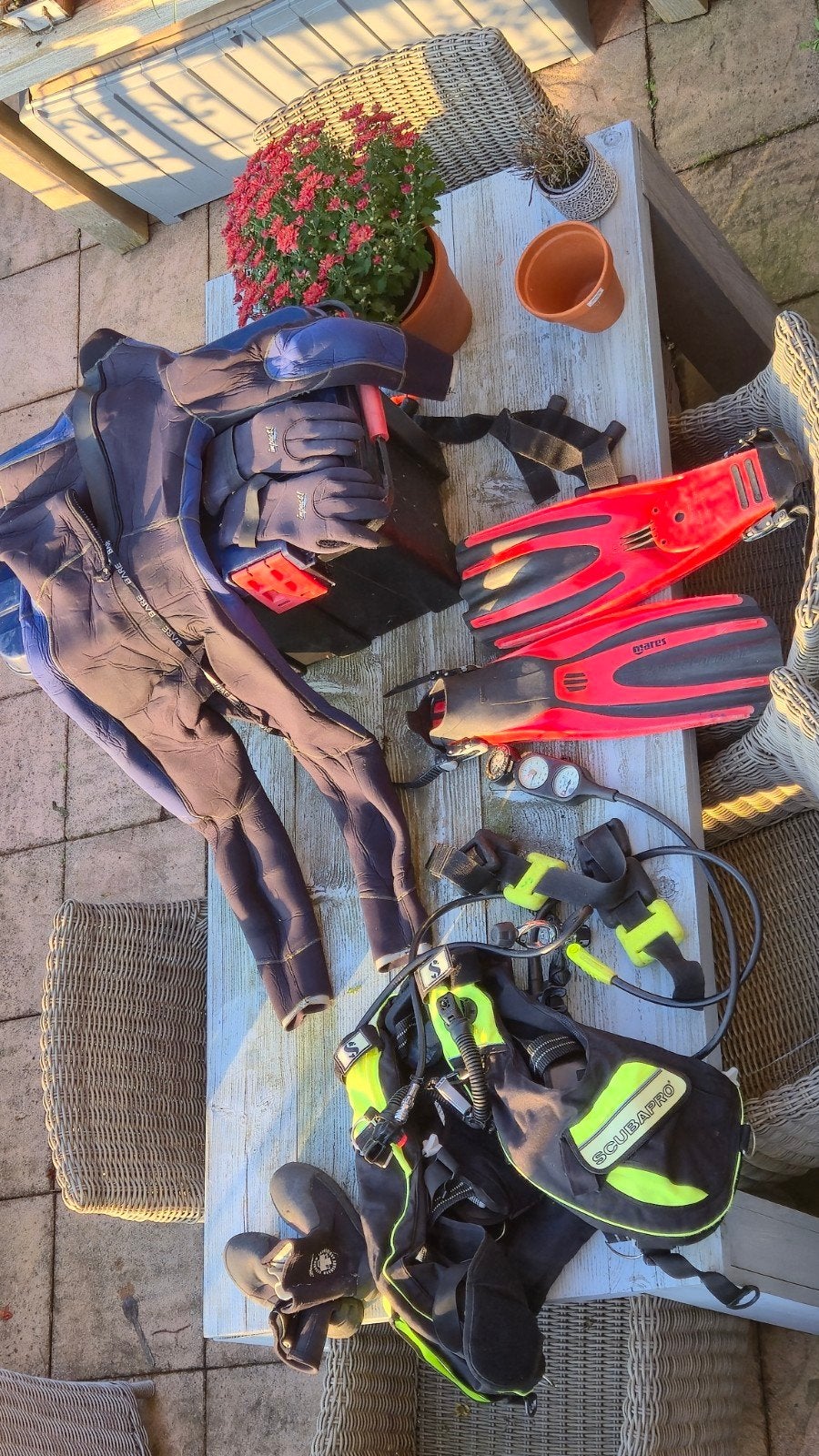 Complete Duikuitrusting: Fles, Duikpak, XLTrimvest, Vliezen, Ophalen, Zo goed als nieuw, Duikpak
