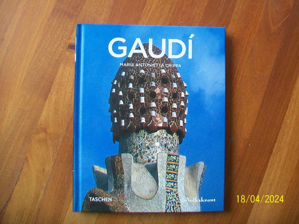 Antoni Gaudi - Taschen ( Maria Antonietta Crippa), Verzenden, Zo goed als nieuw, Architecten
