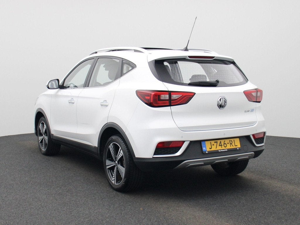 MG ZS EV Luxury 45 kWh | Leder | Navi | Panoramadak | CarPla, Auto's, MG, Gebruikt, 143 pk, ZS, 1507 kg
