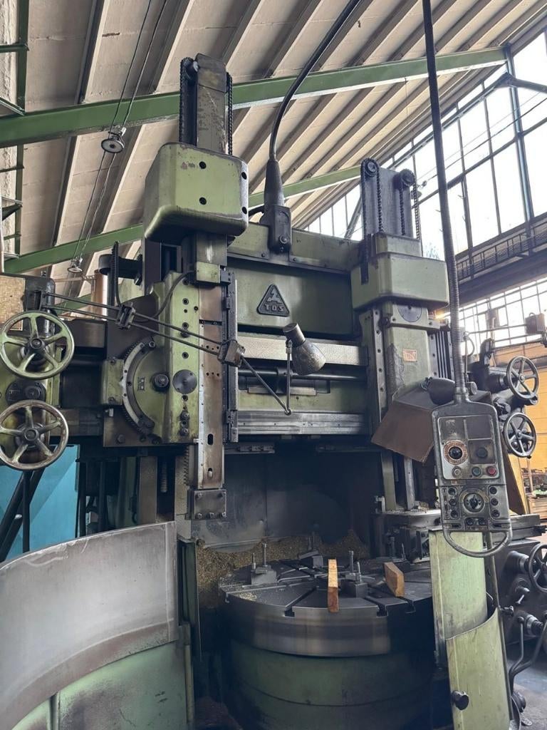 Vertical turret lathe TOS SK 12, Ophalen, Gebruikt, Gereedschap of Toebehoren