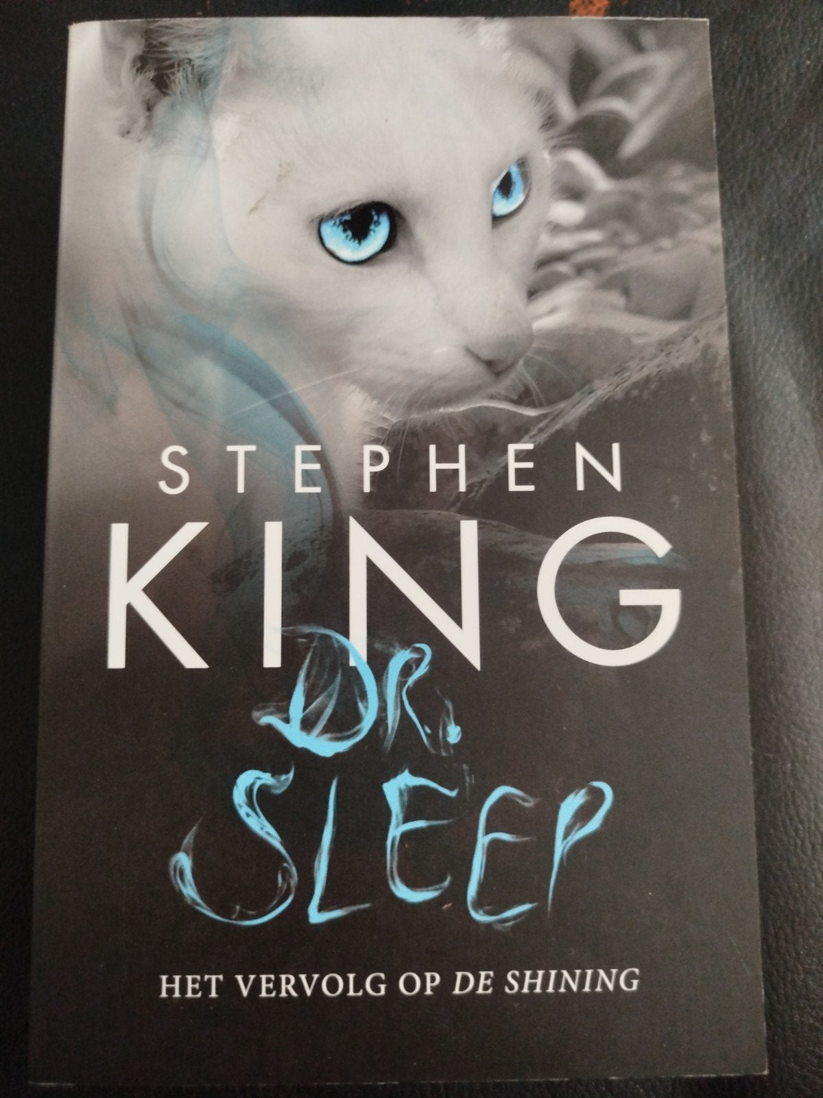 STEPHEN KING DR SLEEP PAPERBACK  DE DE, Stephen King, Ophalen of Verzenden, Zo goed als nieuw, Nederland