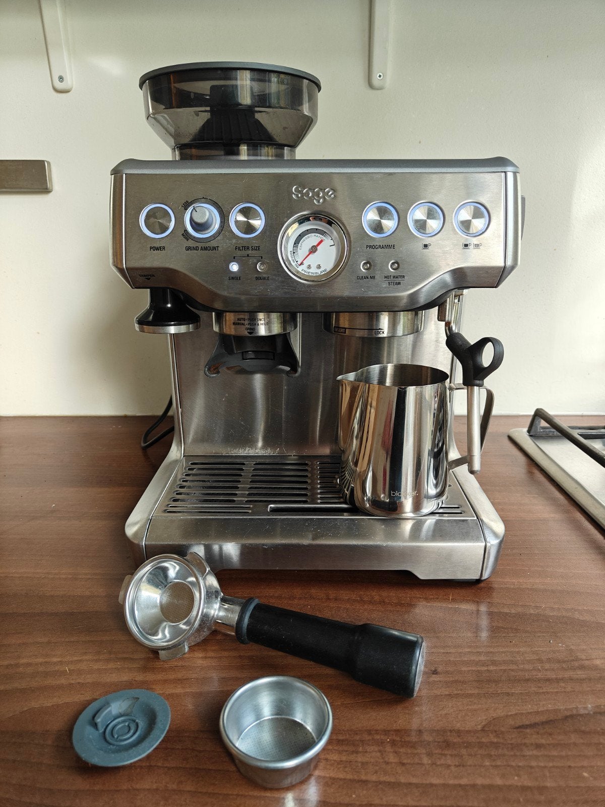 Sage Barista Express BES870UK/A met accessoires (defect), Gebruikt, Espresso apparaat, Ophalen of Verzenden, 2 tot 4 kopjes