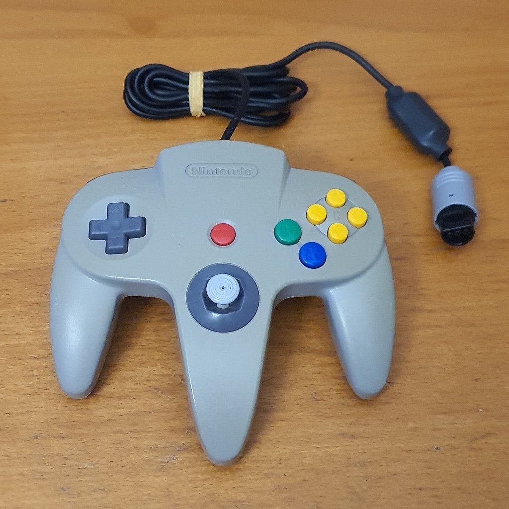 N64 | Originele Nintendo 64 GRIJS Controller (Verkleurd), Spelcomputers en Games, 1 speler, Ophalen of Verzenden, Gebruikt, Vanaf 3 jaar