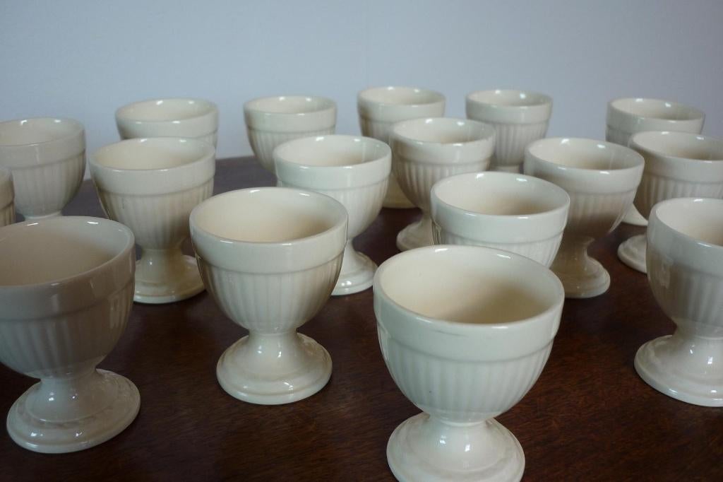 Wedgwood EIERDOPJES los te koop., Huis en Inrichting, Keuken | Servies, Zo goed als nieuw, Overige typen, Wedgwood, Aardewerk