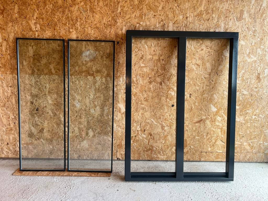 Z.g.a.n. houten kozijn met HR++ glas (180x132,5cm), Gevelraam of Ruit, Zo goed als nieuw, Dubbelglas, 120 tot 160 cm