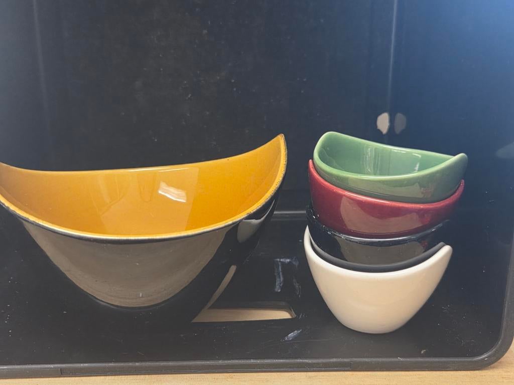 Vintage pinda schaaltjes set diverse kleuren, Ophalen of Verzenden, Rond