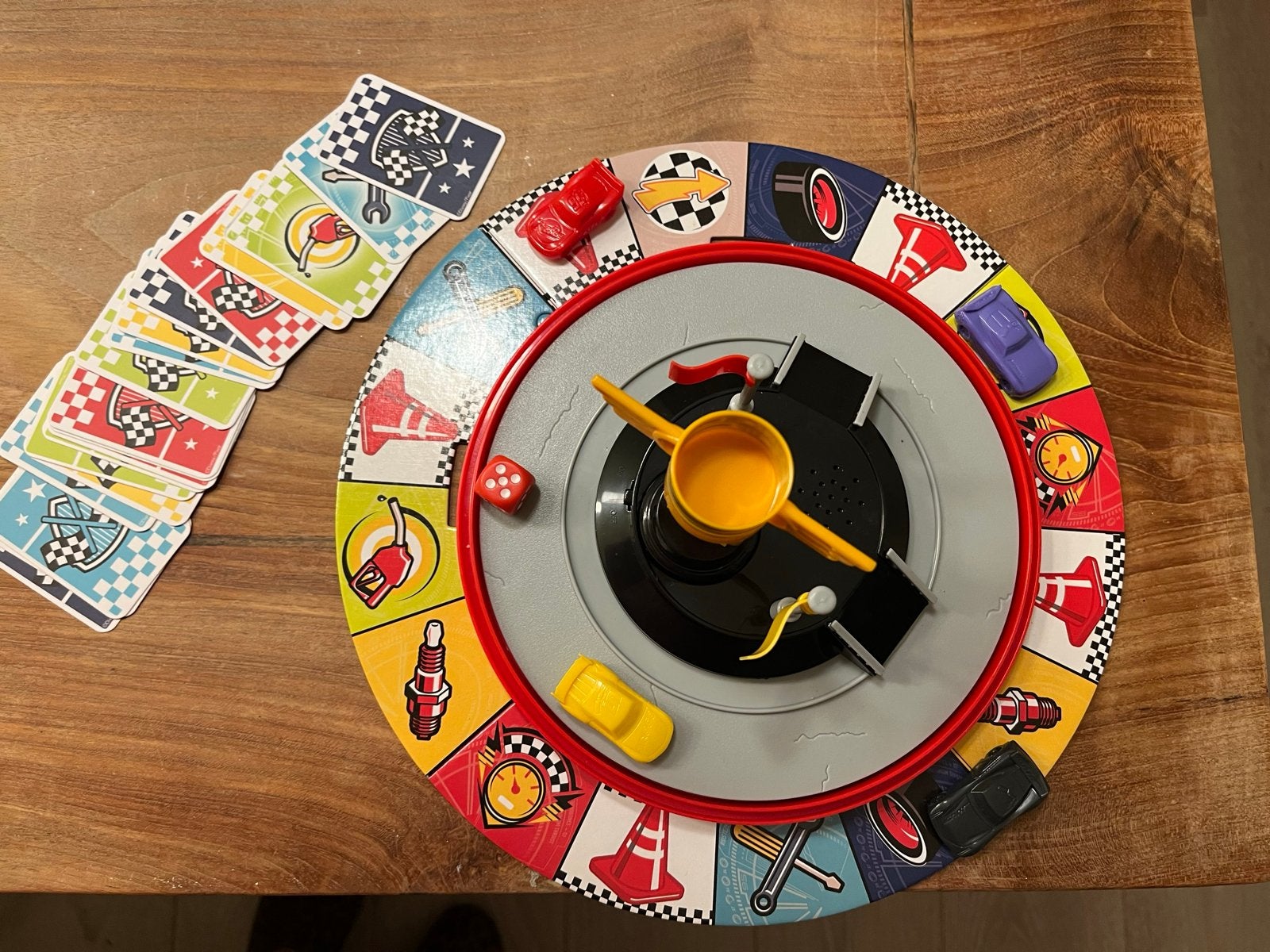 Disney Pixar Cars 3 Piston Cup Race Spel Jumbo, Drie of vier spelers, Ophalen of Verzenden, Zo goed als nieuw