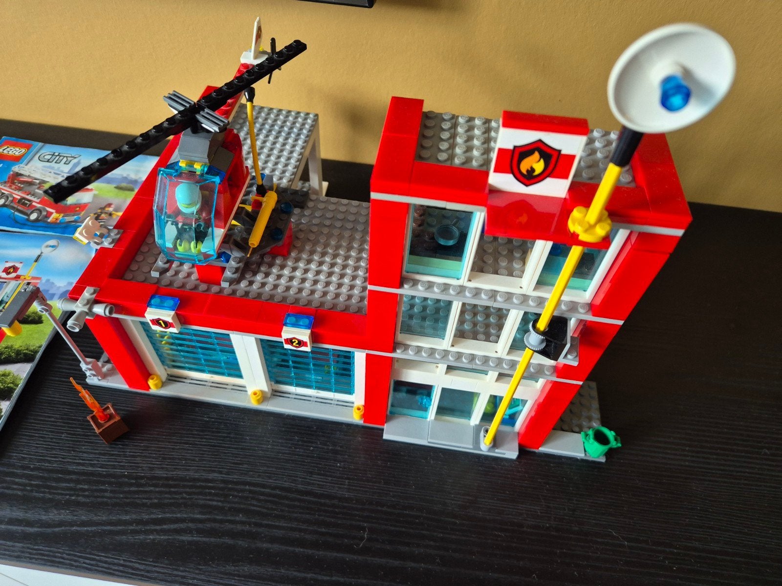 Lego City Brandweerkazerne (60004), City, Lego, Ophalen of Verzenden, Zo goed als nieuw