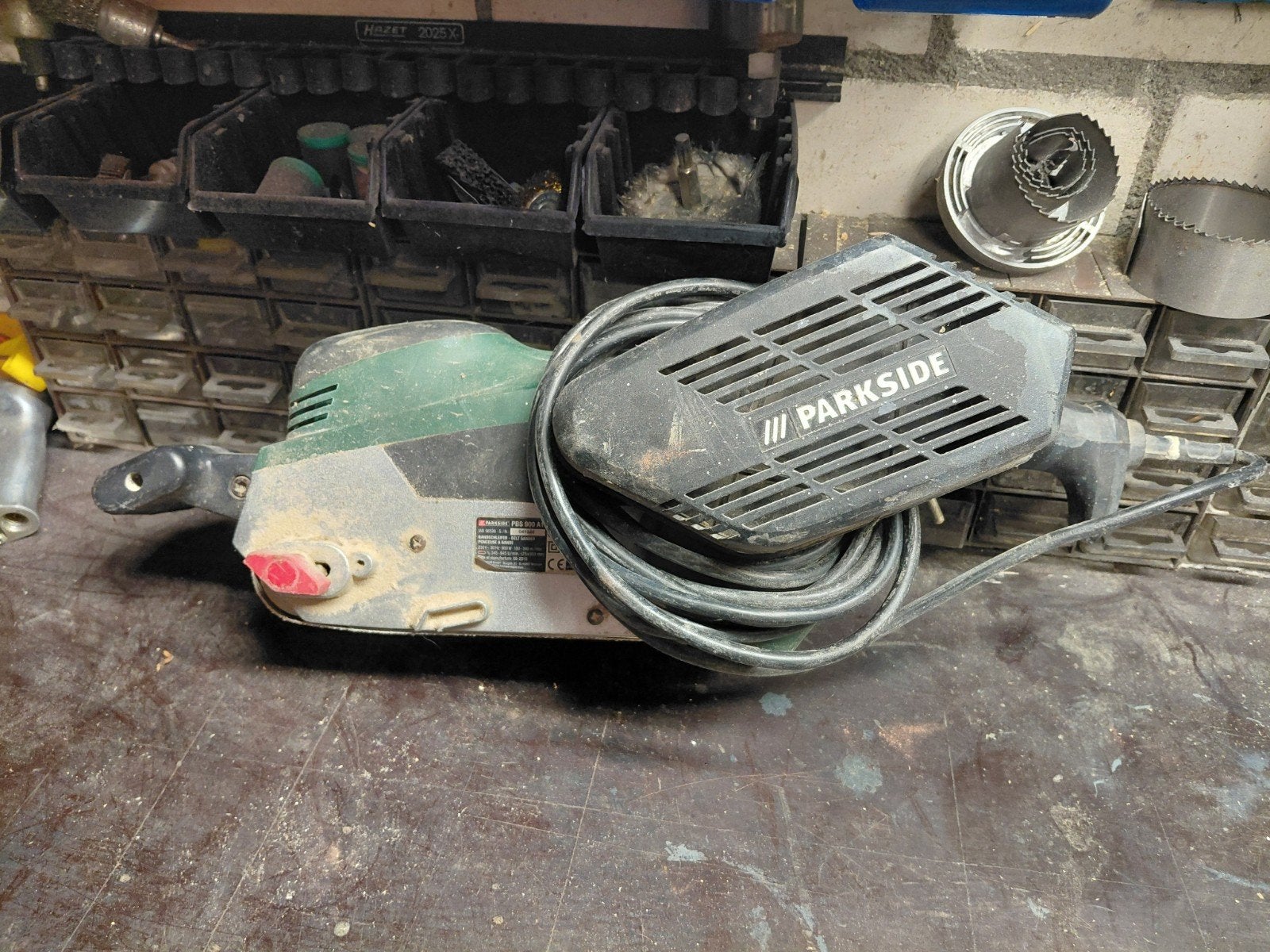 Bandschuurmachine, Doe-het-zelf en Verbouw, Gereedschap | Schuurmachines, Ophalen of Verzenden, Gebruikt, Minder dan 600 watt