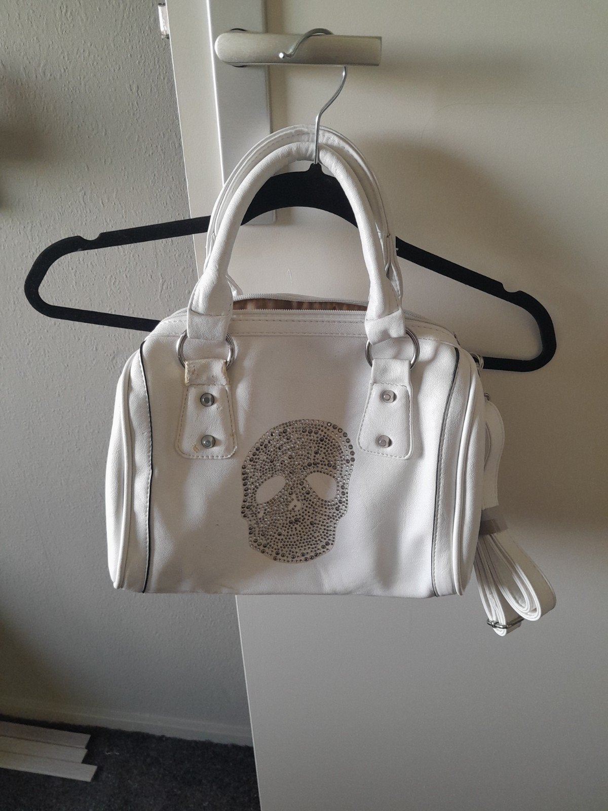 Mooi wit handtasje/schoudertasje met doodshoofd, Ophalen of Verzenden, Gebruikt, Wit, Handtas