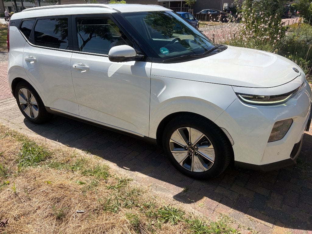 Kia Soul 64kWh 204pk Aut 2020 Wit Executive incl laadpaal, Zwart, Wit, Origineel Nederlands, Elektrisch