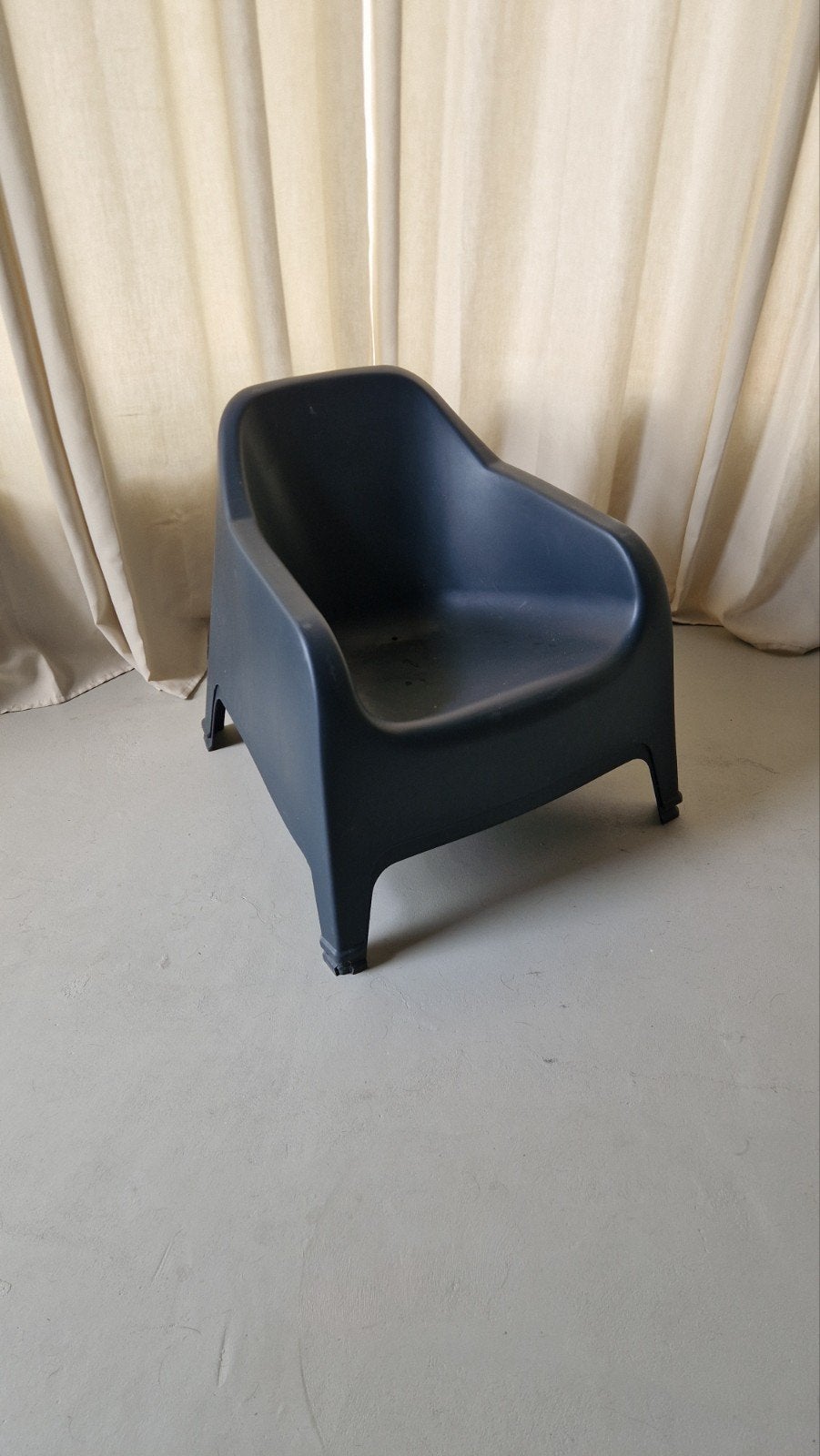 ikea skarpo 2x grijs, Ophalen, Gebruikt, Kunststof