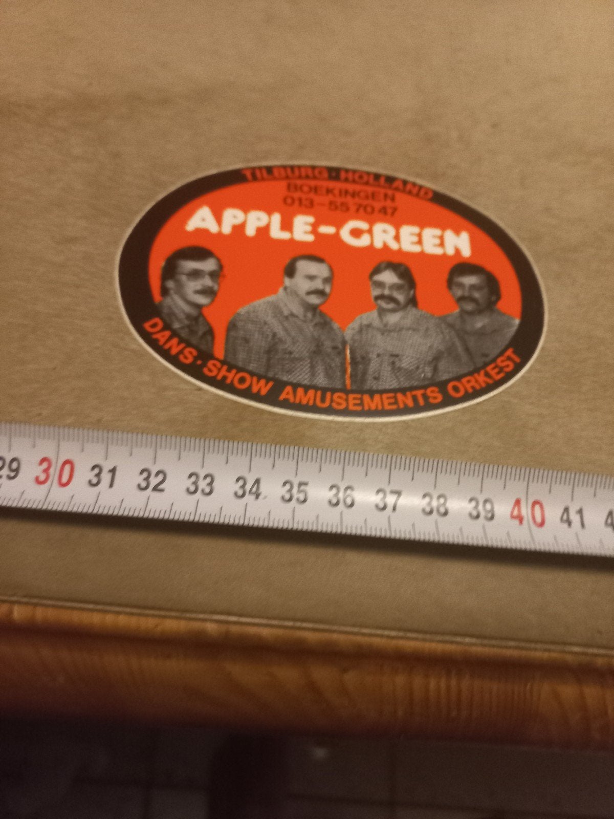 Vintage sticker Dans-Show Amusements Orkest Apple-Green, Verzamelen, Ophalen of Verzenden