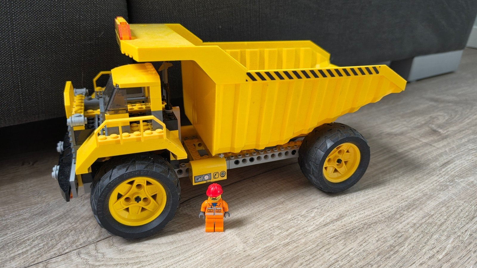7344 - City Construction - Dump Truck, Kinderen en Baby's, Speelgoed | Duplo en Lego, Lego, Ophalen of Verzenden, Inclusief minifiguren