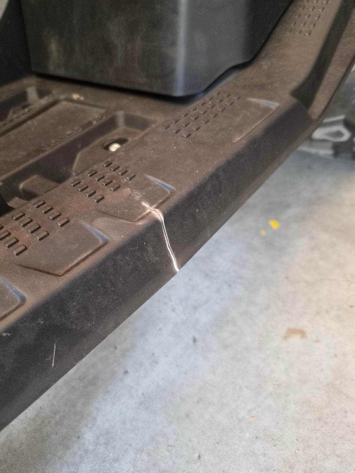 Reparatie scheur in kunststof treeplank, Auto-onderdelen, Ophalen of Verzenden, Gebruikt, Links, Spatbord
