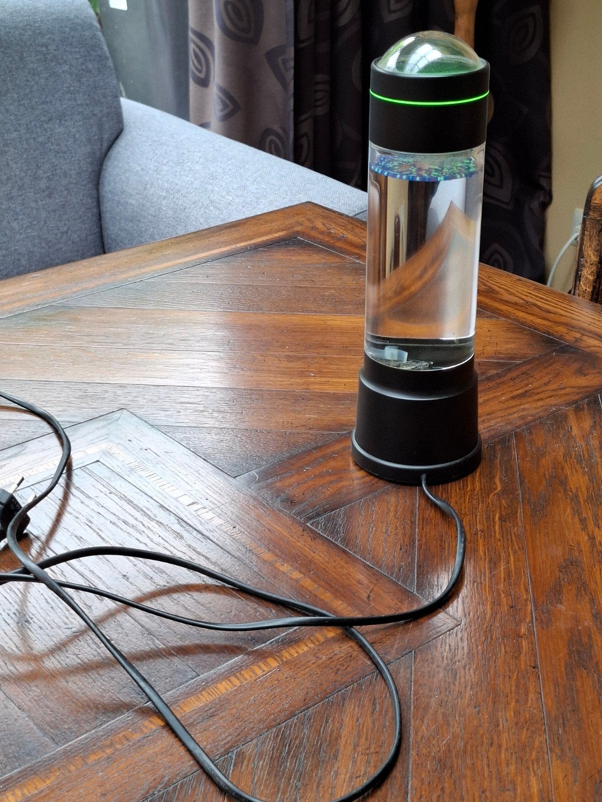 Unieke lavalamp met tornado-effect, Huis en Inrichting, Overige merken, Kunststof, Zwart, Overige fittingen