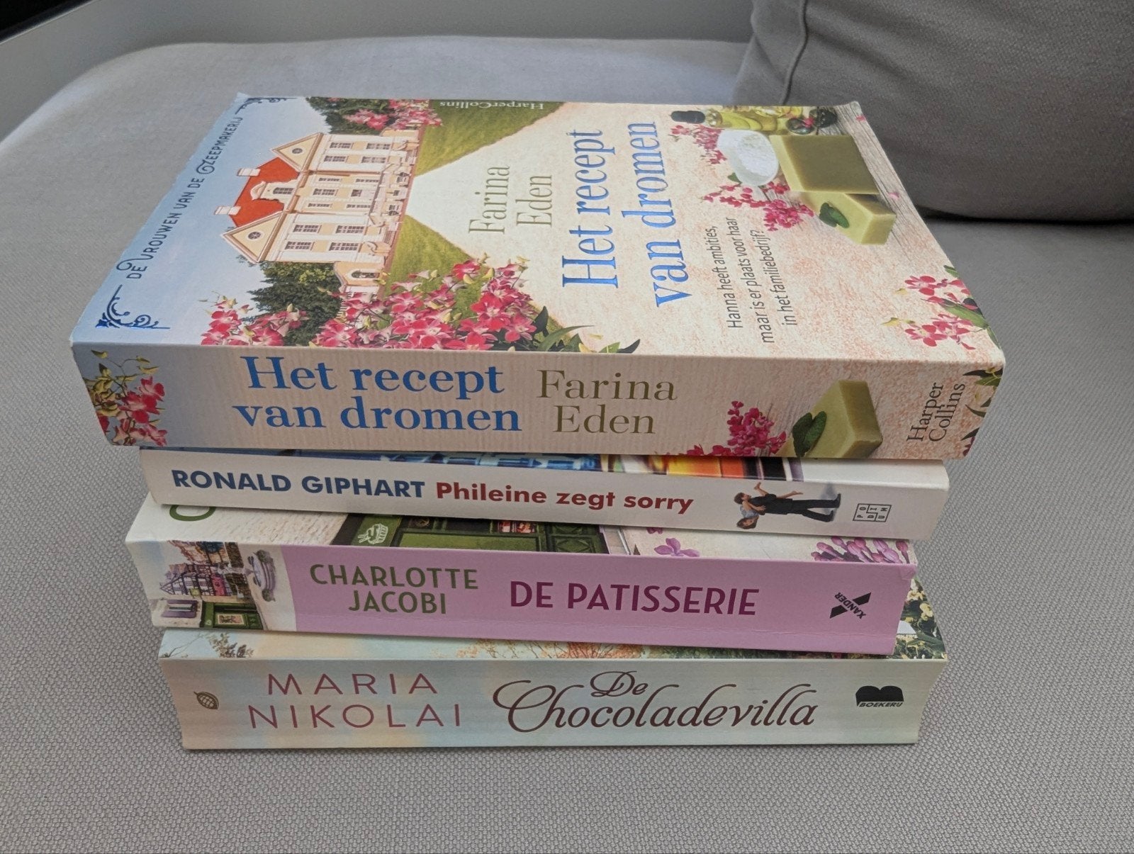 4 leesboeken romans non fictie, Ophalen of Verzenden