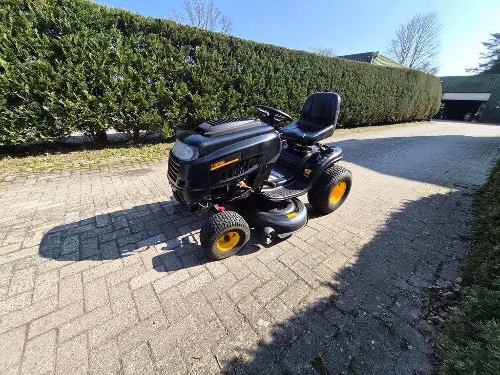 MTD Yardmachines zitmaaier 17,5 pk Briggs & Stratton, Tuin en Terras, Grasmaaiers, MTD, Ophalen of Verzenden, Zo goed als nieuw