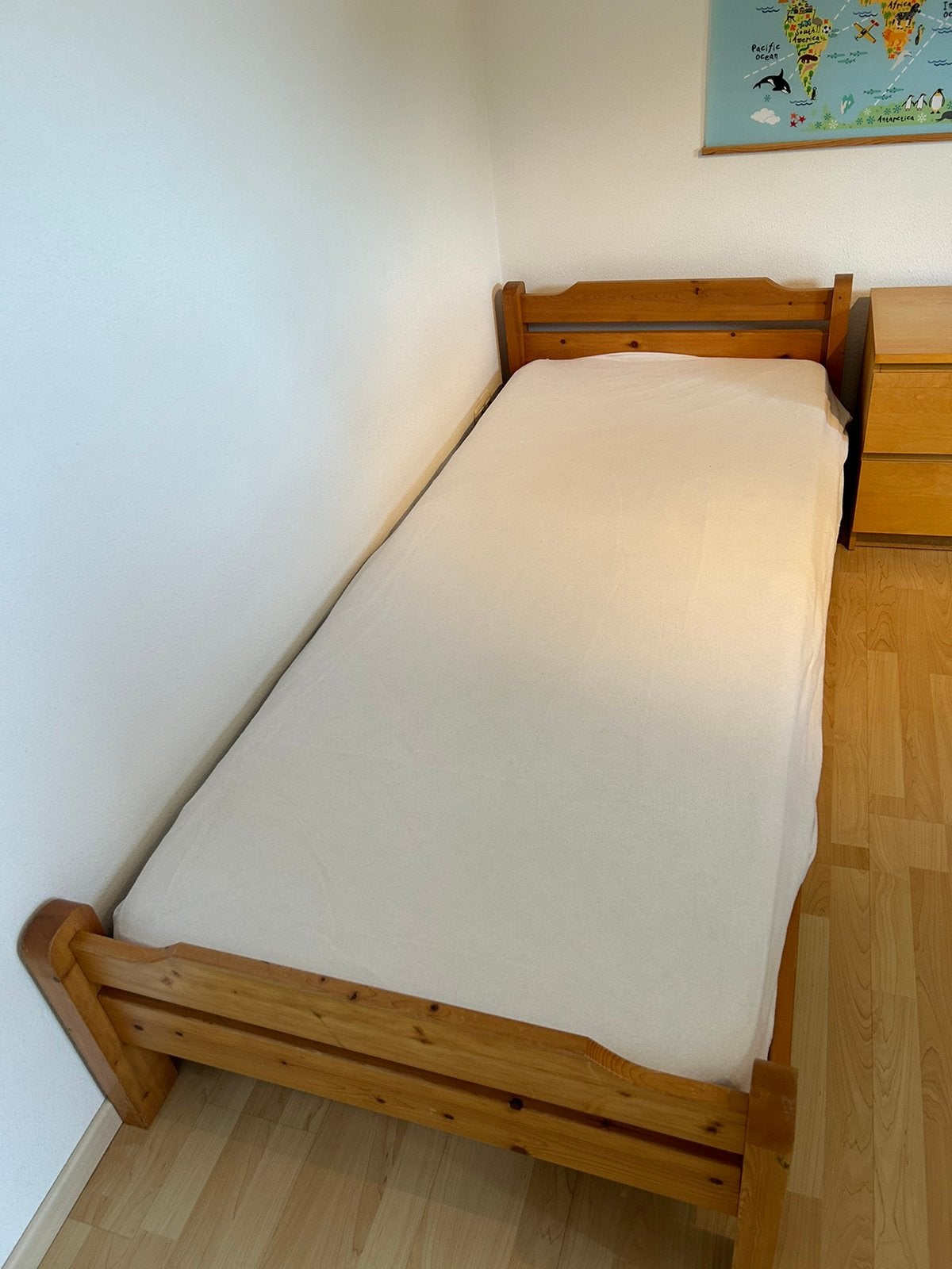 Extra lang bed met matras, Huis en Inrichting, Slaapkamer | Bedden, Ophalen, Gebruikt, 90 cm, Hout