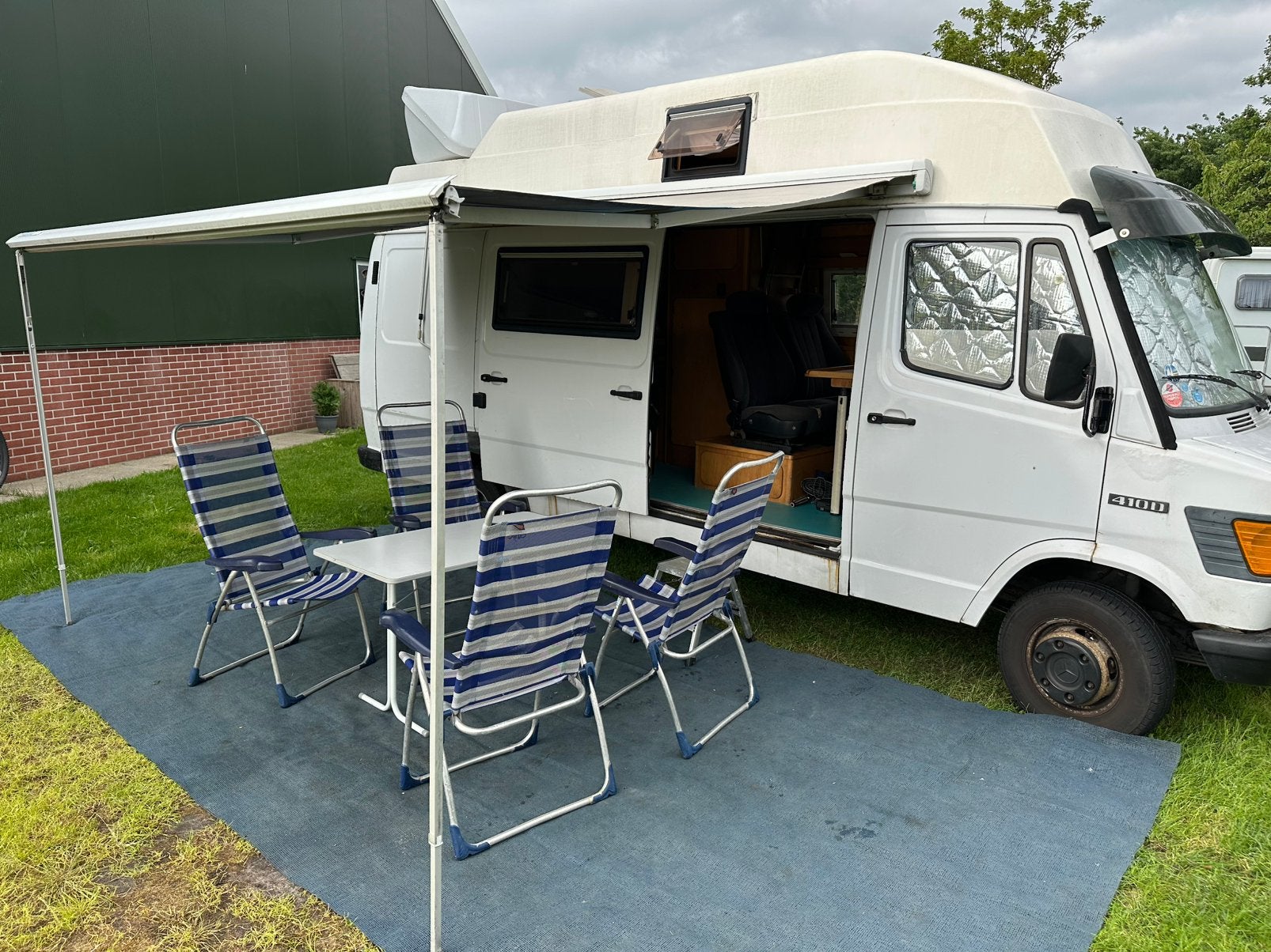 Camper busmodel mercedes 410D, Chemisch toilet, Buscamper of Camperbus, Mercedes-Benz, Particulier