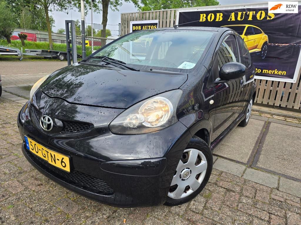 Toyota Aygo 1.0-12V +/2e eigenaar/5 deuren/apk28-06-2027/goe, Voorwielaandrijving, 4 stoelen, Origineel Nederlands, Bedrijf