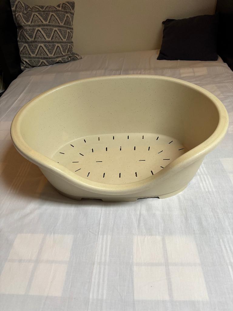 Hondenmand kunststof beige, Dieren en Toebehoren, Hondenmanden, Ophalen, Gebruikt, Overige