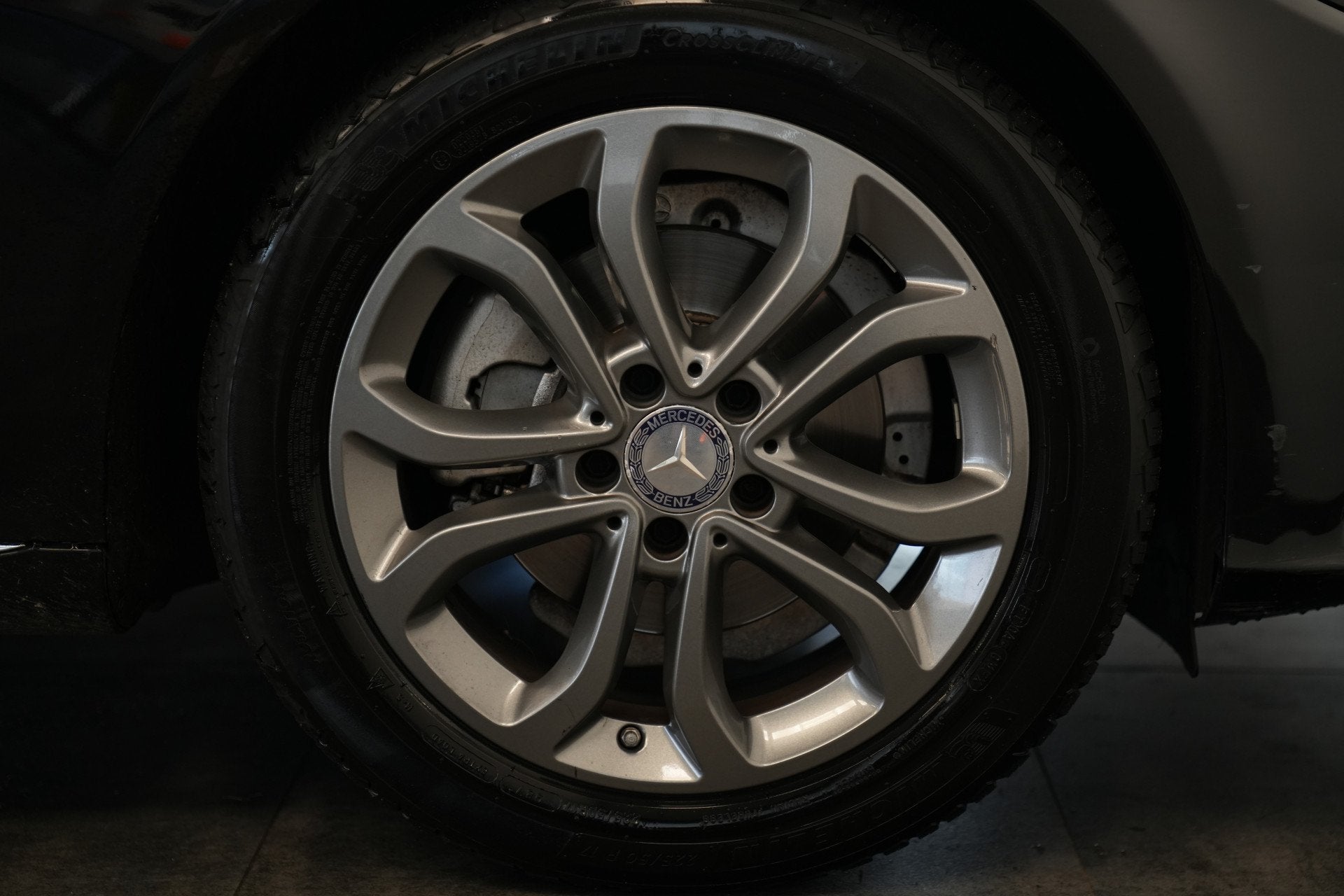 Mercedes-Benz C-Klasse 180 Ambition Full-led Navigatie Cruis, Auto's, Automaat, Leder en Stof, Zwart, 1595 cc