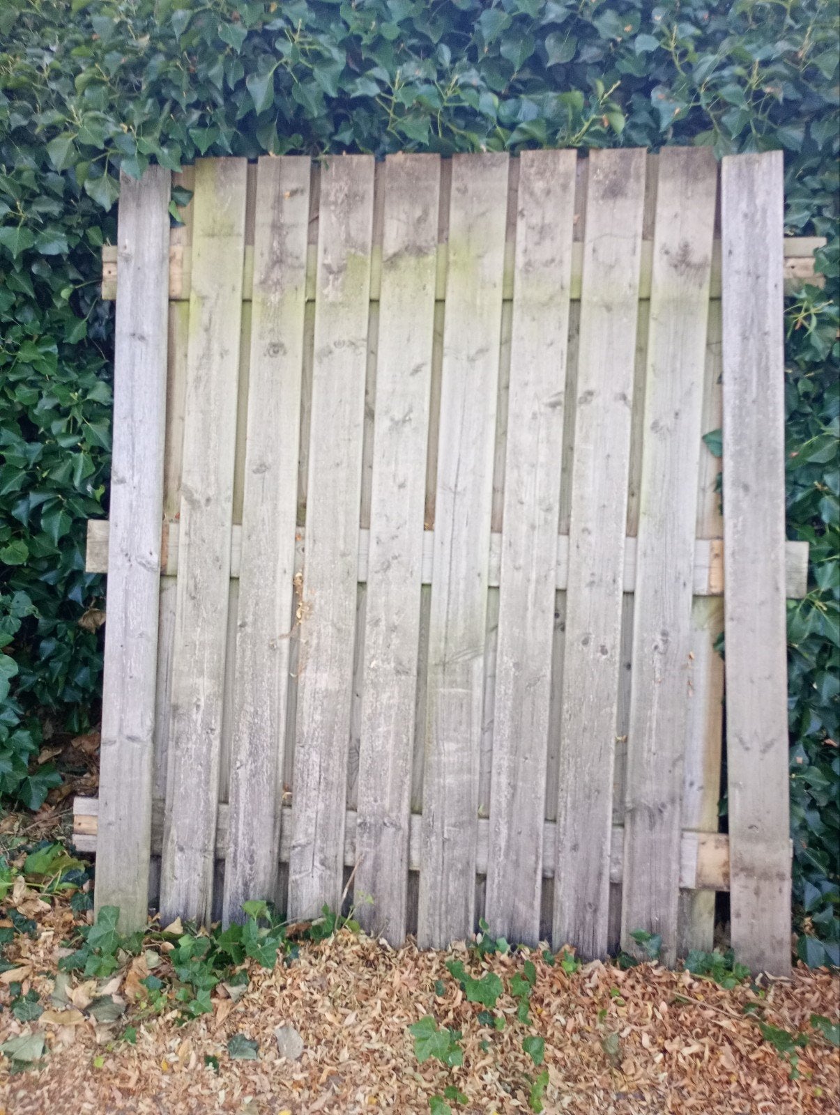 Houten en metalen schuttingdelen, Ophalen, Minder dan 3 meter, Hout, 1 tot 2 meter