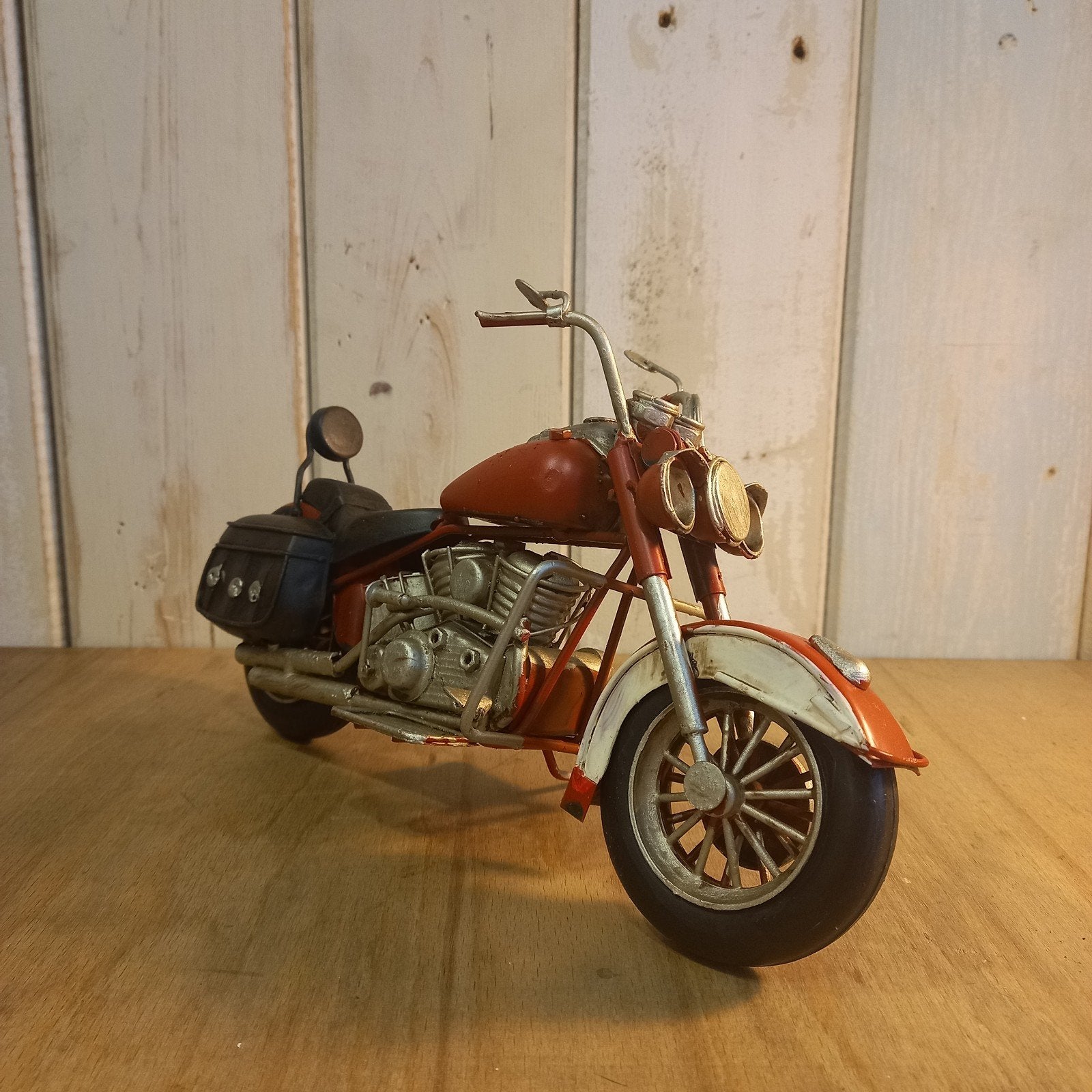 Blikken oldtimer motor in HD LOOK-A-LIKE, Huis en Inrichting, D, Vintage, L, Nieuw