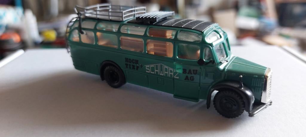 H0LK 0410 SAURER WERKBUS 1/87, Ophalen of Verzenden, Gebruikt, Bus of Vrachtwagen, Roco