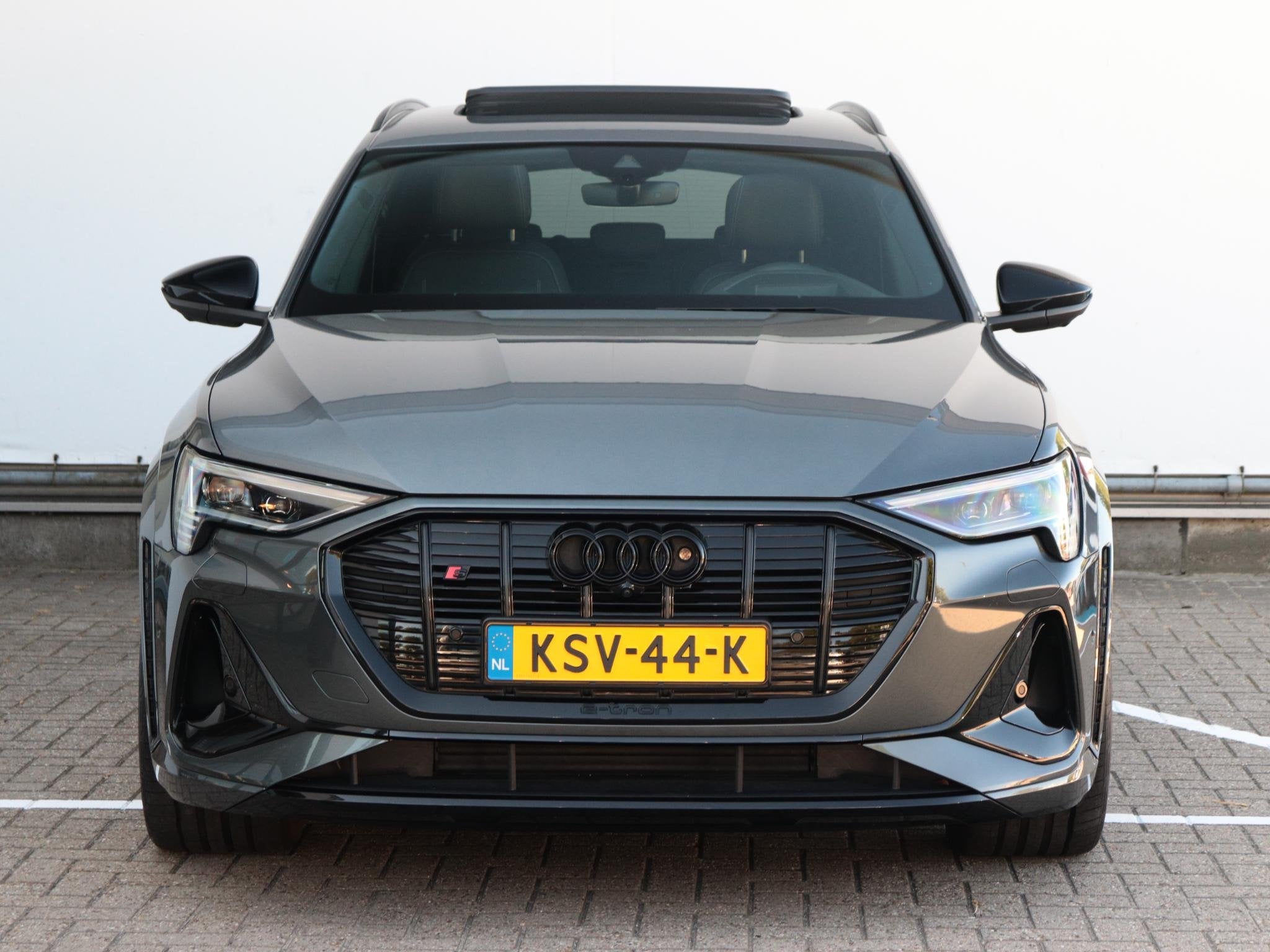 Audi e-tron S quattro 95 kWh | B&O | Panoramadak | Leder | 3, Automaat, 95 kWh, Leder en Stof, 503 pk