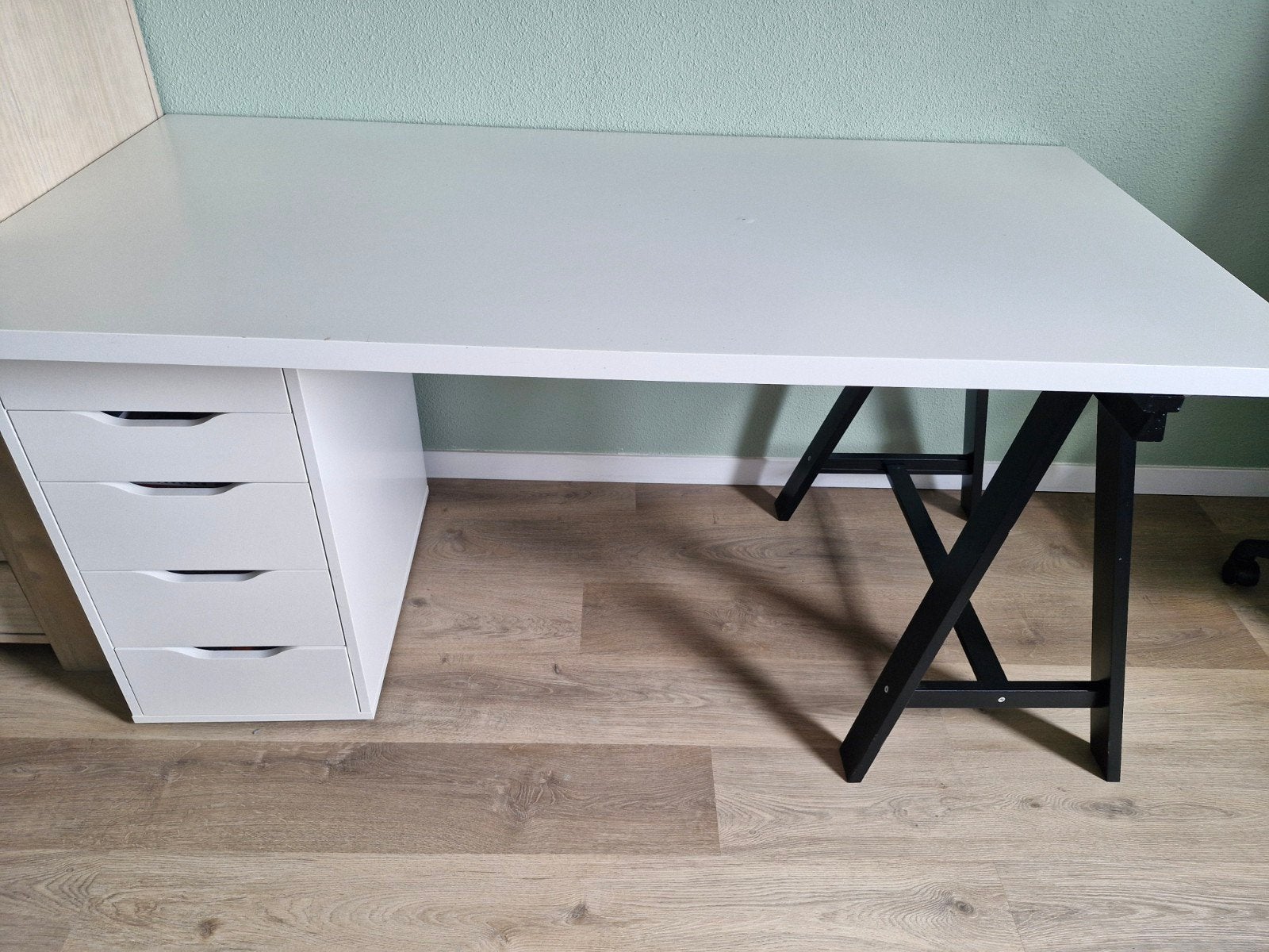 GRATIS af te halen wit bureaublad met 1 schraag, zwart., Ophalen, Gebruikt, 150 cm, 75 cm