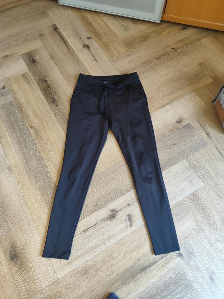 Angelle Milan travelstof zwart S, Kleding | Dames, Ophalen of Verzenden, Zo goed als nieuw, Zwart, Lang