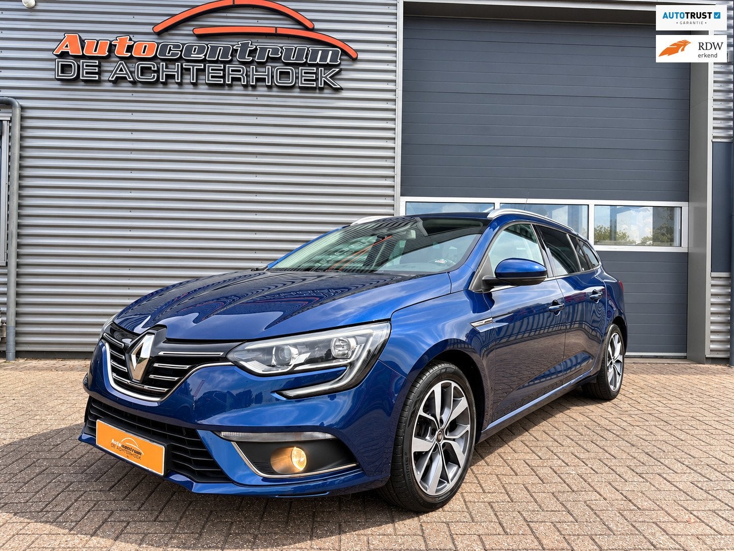 Renault Mégane Estate 1.2 TCe GT-Line BOSE NAVI | Led | Sto, Voorwielaandrijving, Gebruikt, Blauw, Leder en Stof