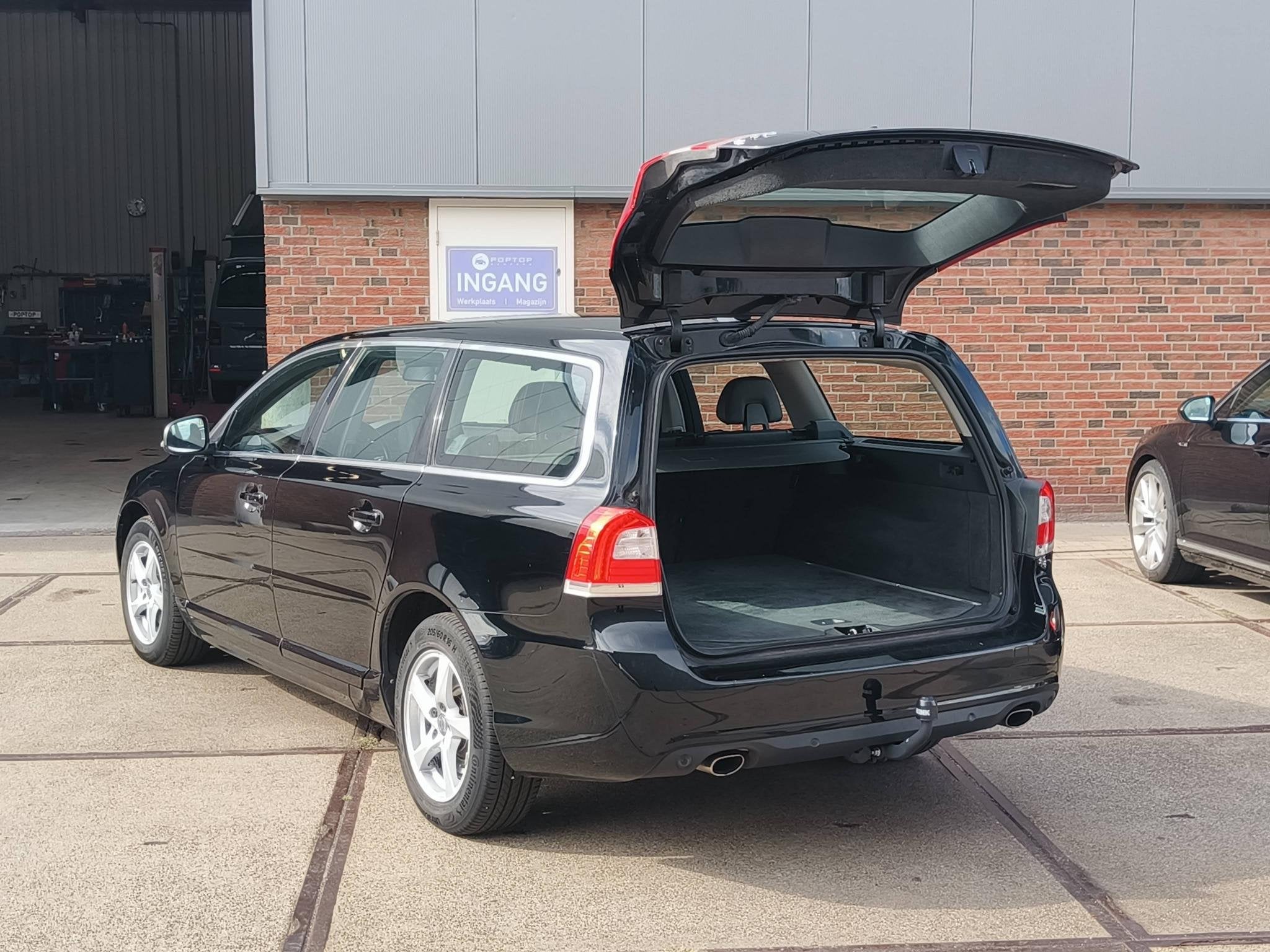 Volvo V70 2.0 T5, Euro 6, 4 cilinders, 1969 cc, Automatische klimaatregeling
