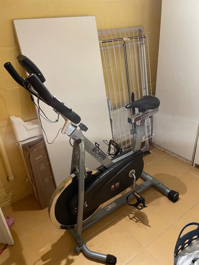 Fiets Hometrainer, Sport en Fitness, Ophalen, Zo goed als nieuw