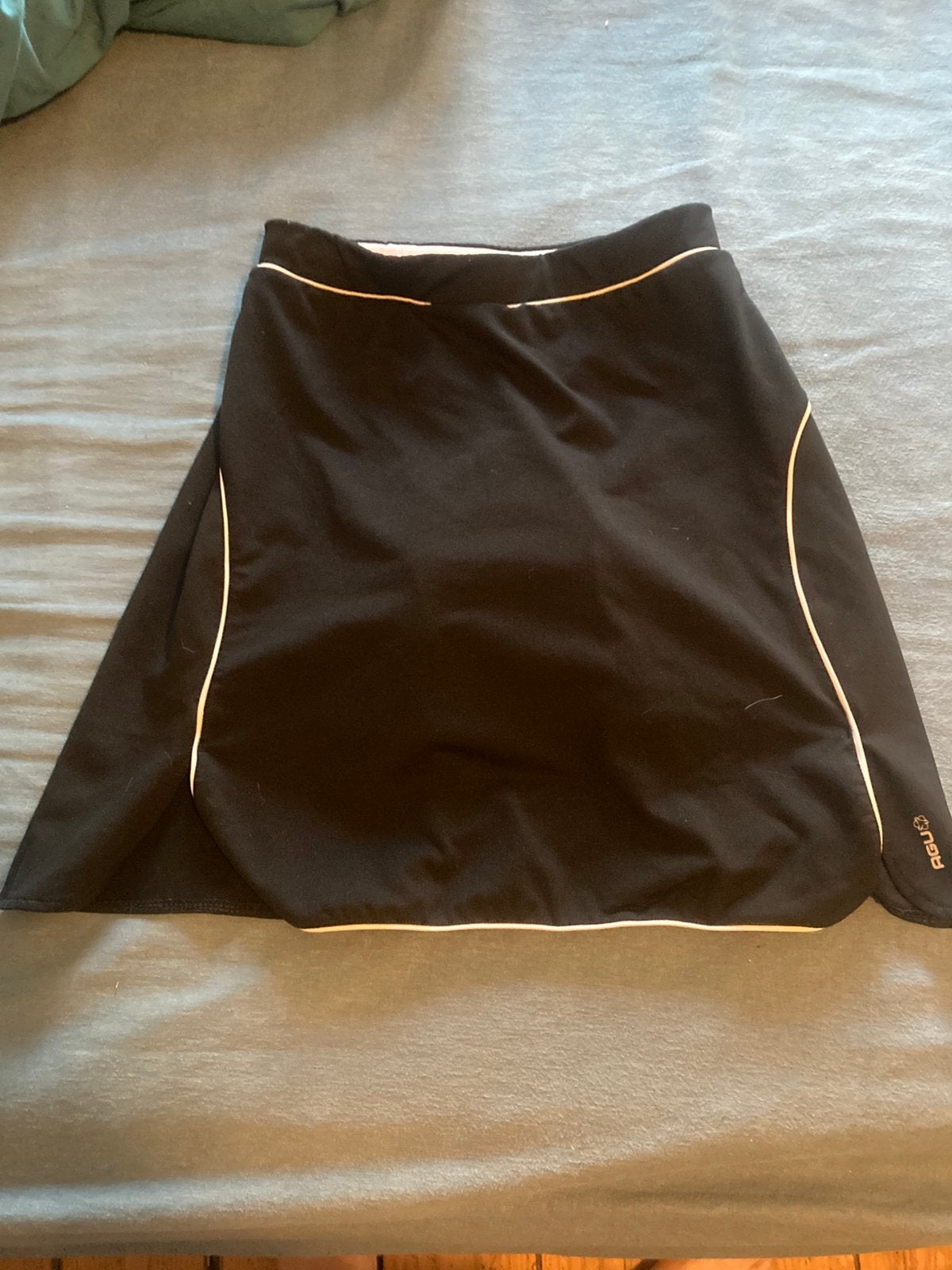 Fietsrokje / fietsbroekje van agu maat medium, Fietsen en Brommers, Ophalen, Zo goed als nieuw, M, Bovenkleding