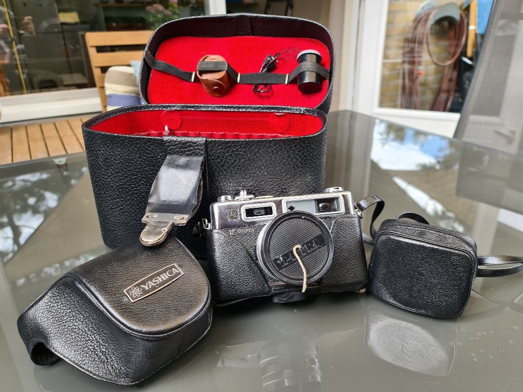 Vintage Foto Camera Yashica Electro 35 + meerdere lenzen, Ophalen of Verzenden, Gebruikt, Spiegelreflex, Overige Merken