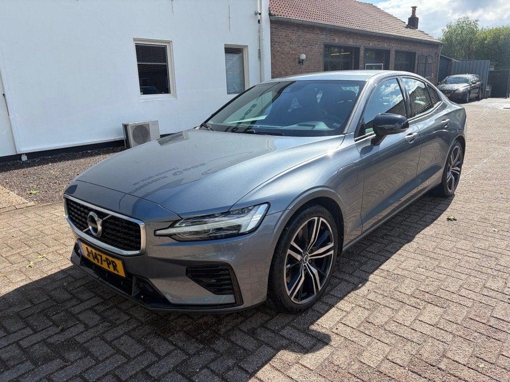 Volvo S60 T6 AWD R-Design Plug In Pilot Assist Adaptive Crui, Auto's, Volvo, Automaat, Gebruikt, 4 cilinders, S60