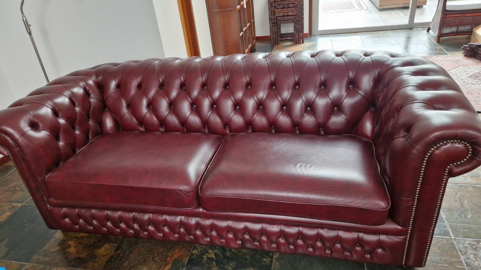 Luxe Chesterfield bank en fauteuil set - Leer, bordeauxrood, Ophalen, Gebruikt, Tweepersoons, Rechte bank