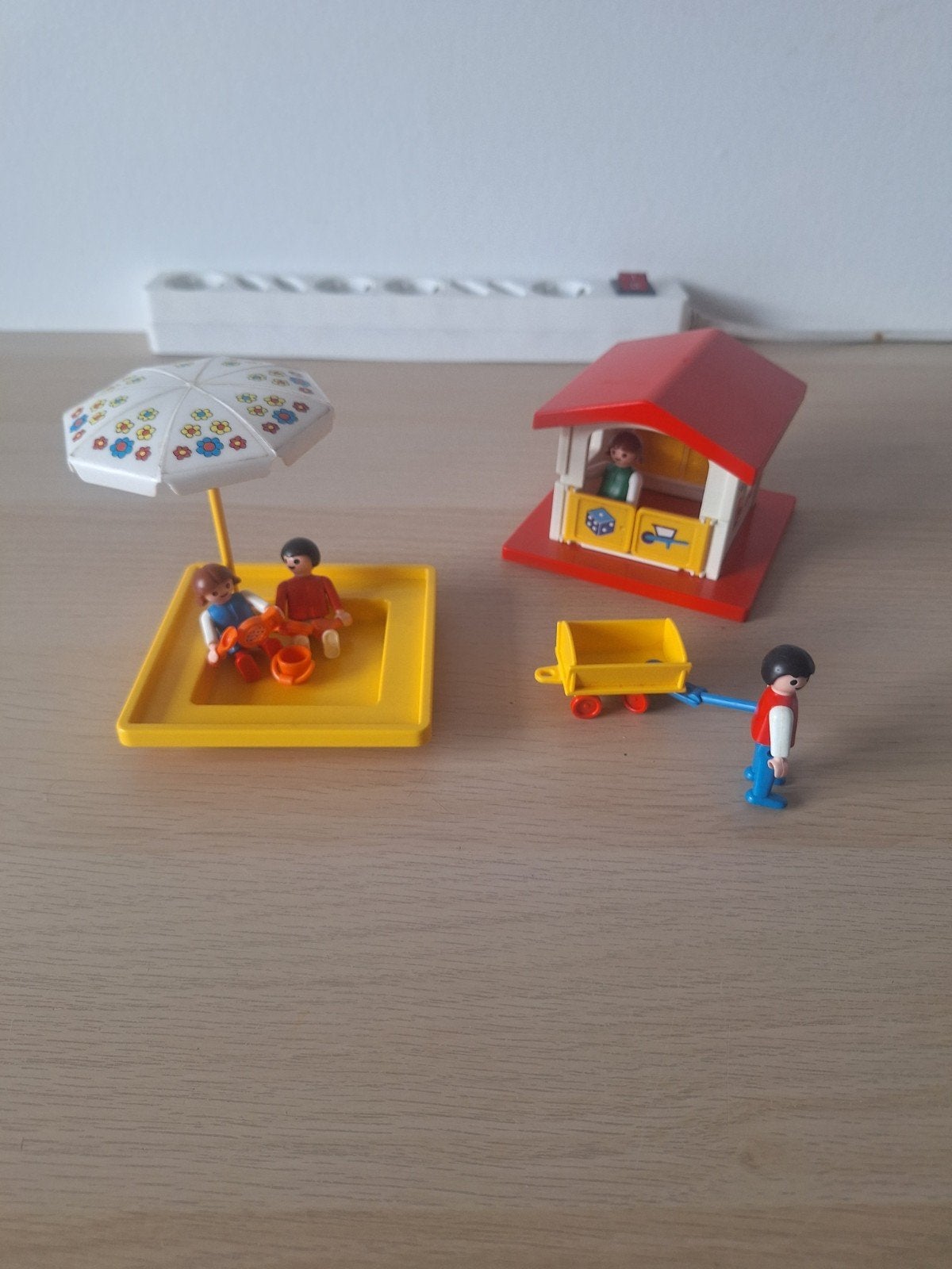 Vintage Playmobil Zandbak met speelhuisje set 3497, Gebruikt, Complete set, Overige typen, Ophalen of Verzenden