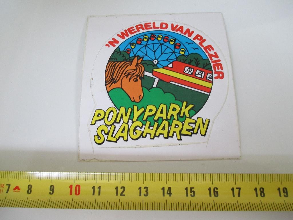 sticker 'n wereld van plezier PONYPARK SLAGHAREN, Ophalen, Zo goed als nieuw