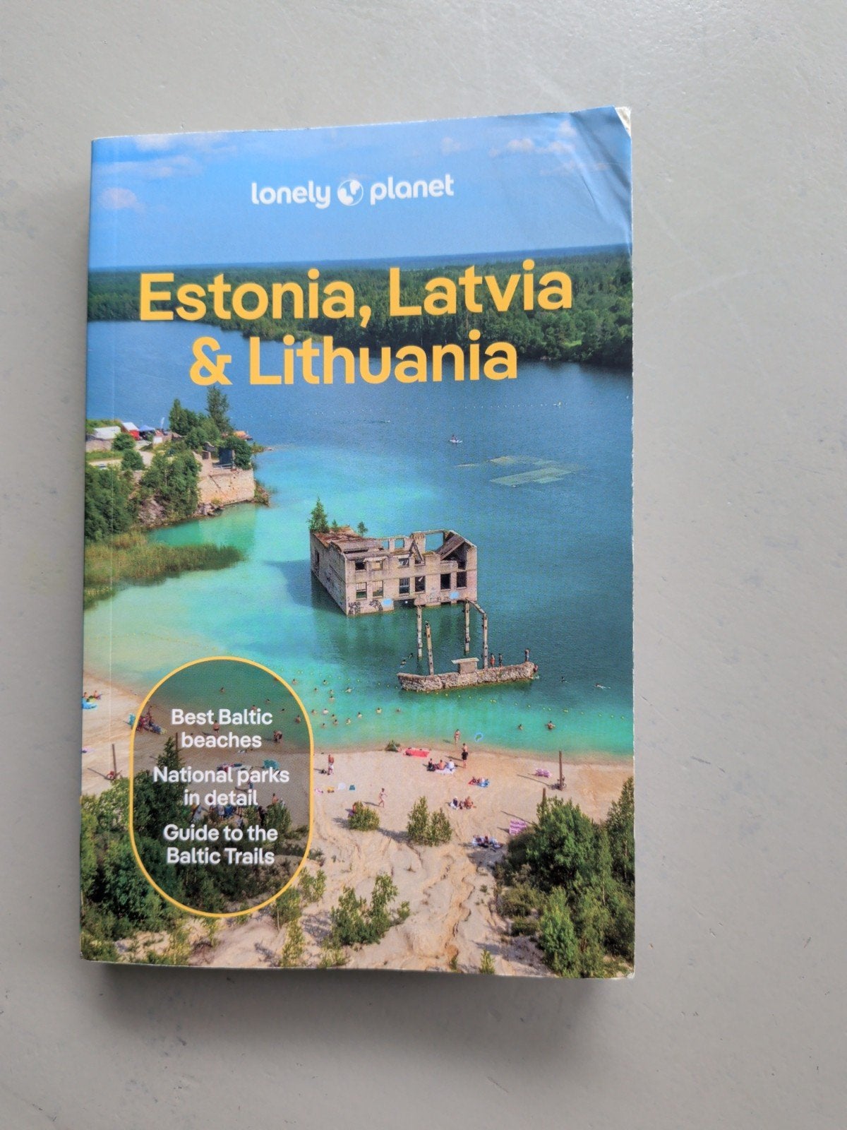 Lonely Planet reisgids Estland, Letland & Litouwen, Lonely Planet, Europa, Ophalen of Verzenden, Zo goed als nieuw